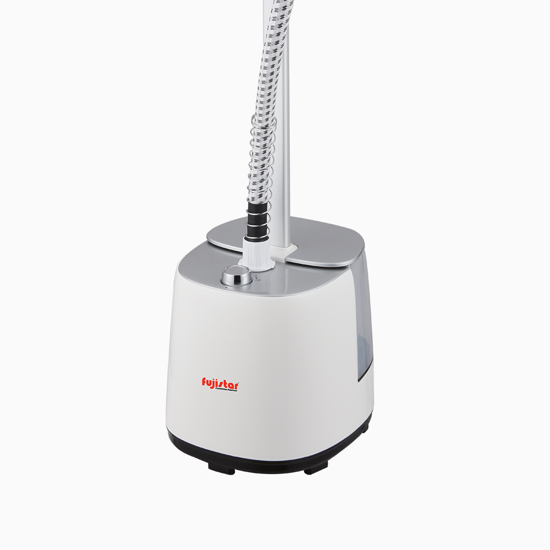 مكواة بخارية للملابس من فوجيستار، 1800 واط، سعة 2.7 لتر